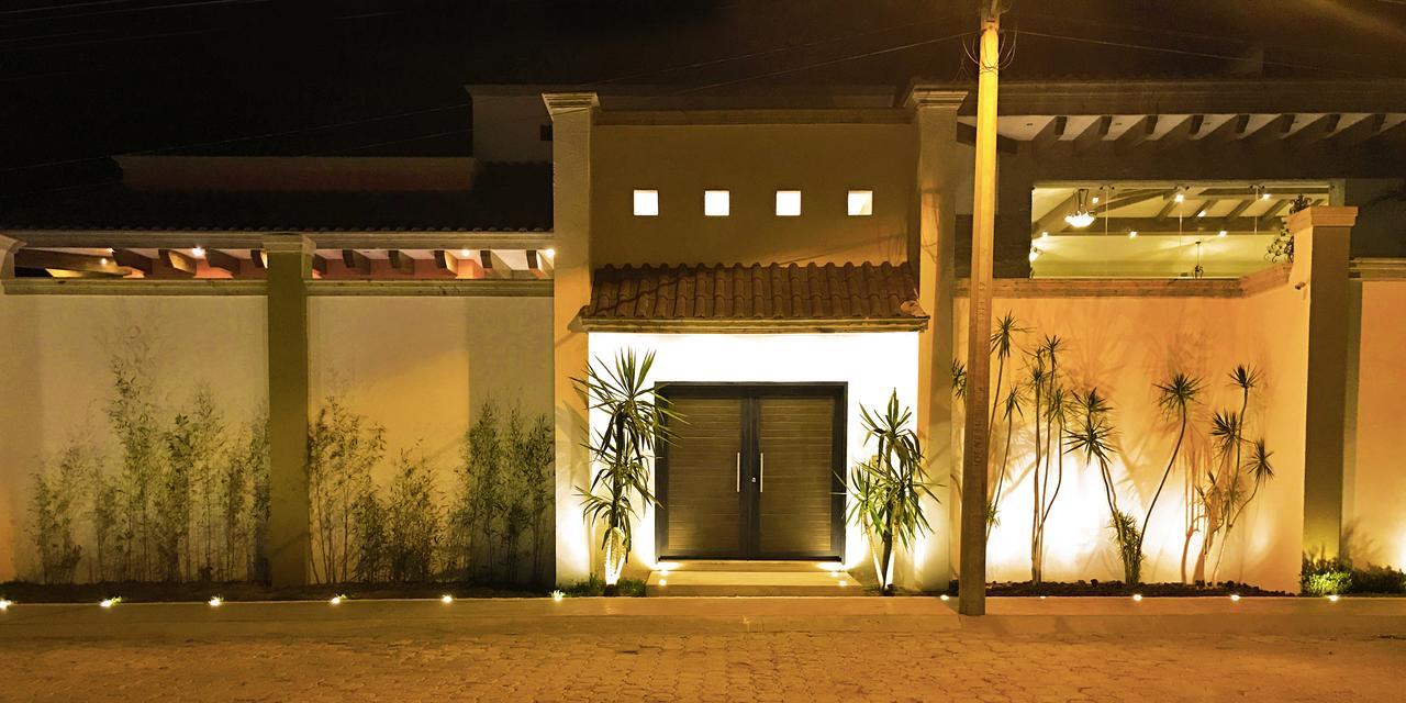 Royal Serennia Small Hotel Boutique San Juan de los Lagos Exterior photo